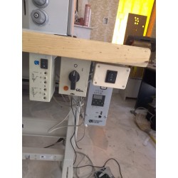 Increíble máquina de coser Durkopp Adler modelo 867, electrónica con control EFKA DA321 con programador Vario control V820, dos